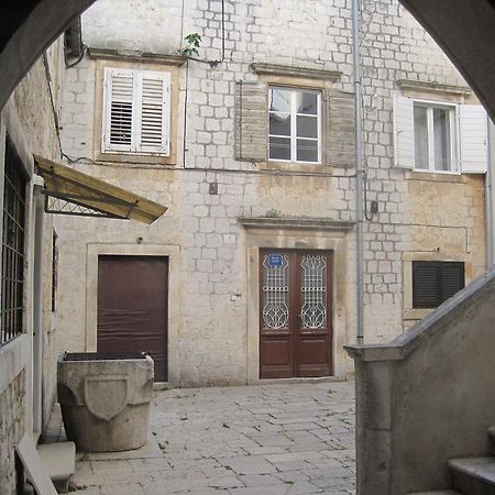 Room Mira Trogir Exterior photo