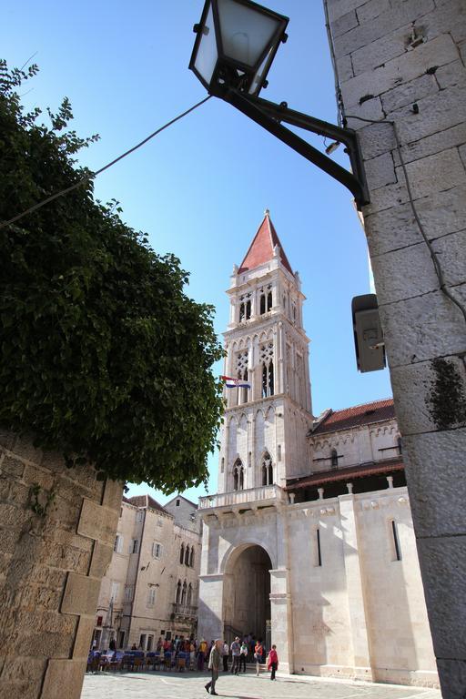 Room Mira Trogir Exterior photo