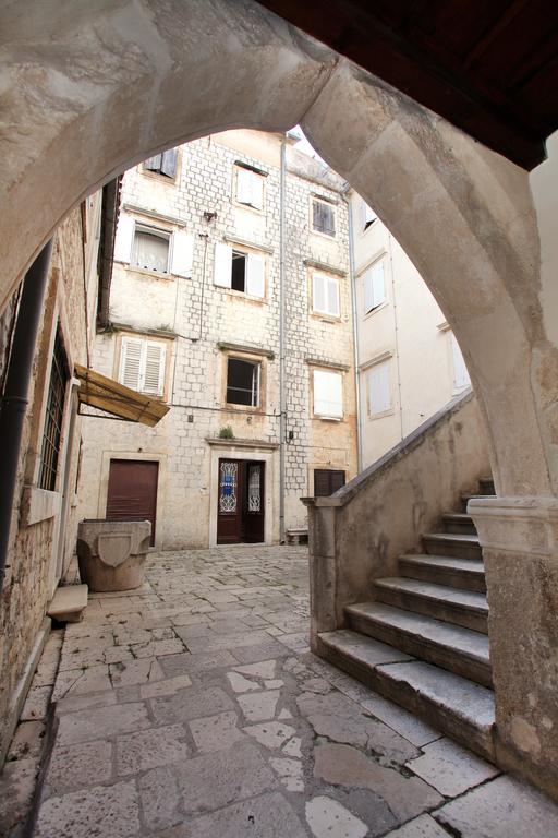 Room Mira Trogir Exterior photo