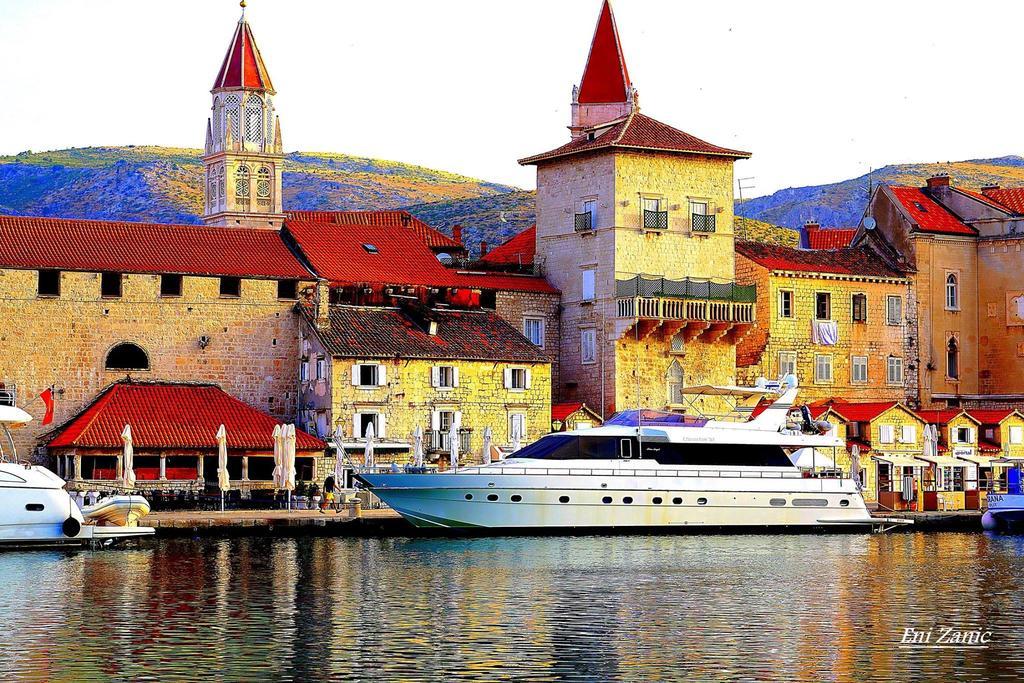 Room Mira Trogir Exterior photo